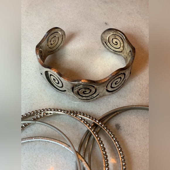 Costume Jewelry Bunch - Picture 4 of 4